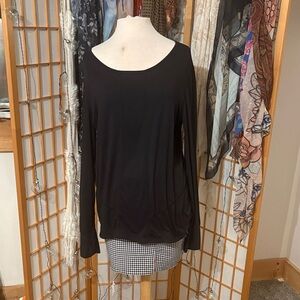 Black women’s long sleeve